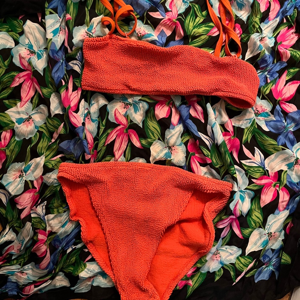 youswim poise two piece bathing suit in beautiful tangerine color 🍊